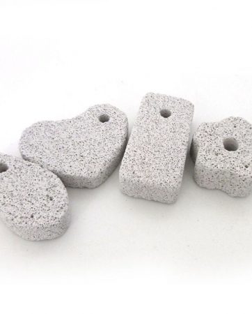 Guinea Pig Hamster Rabbit Teeth Grinding Stone Small Pet Supplies Minerals Molar Stone Chew Toys for Chinchilla Dog Totoro